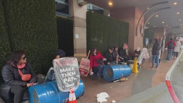 SF Hilton hotel workers 